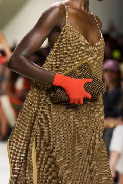 Look 72
